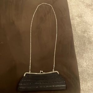 Bijoux Terner clutch with optional shoulder clutch chain